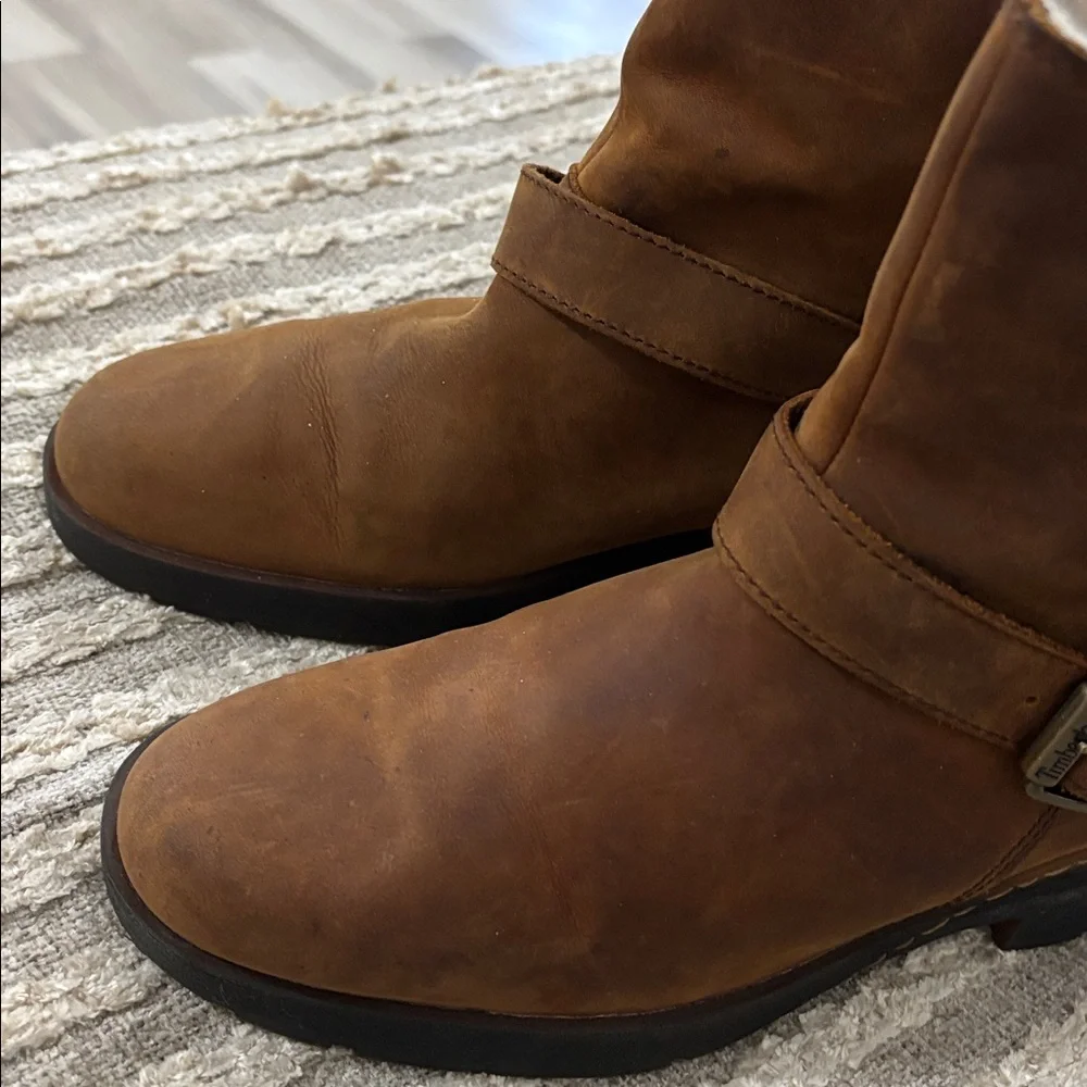 TIMBERLAND Graceyn Biker Wp Distressed Brown Leather Ankle Mid Boots with Buckle